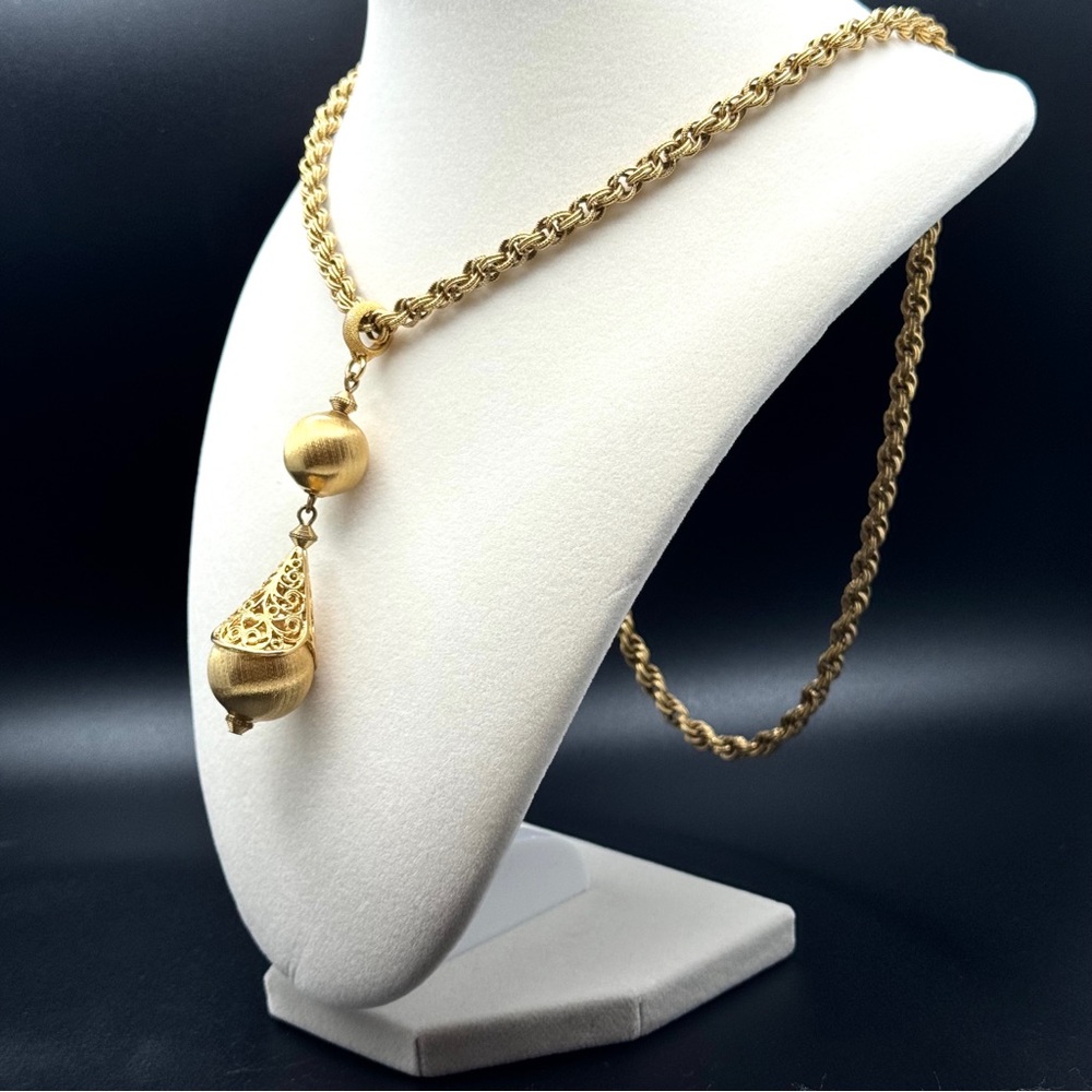 VTG Monet Bolero Brushed Gold Filigree Ball Drop Pendant Necklace - Picture 3 of 12